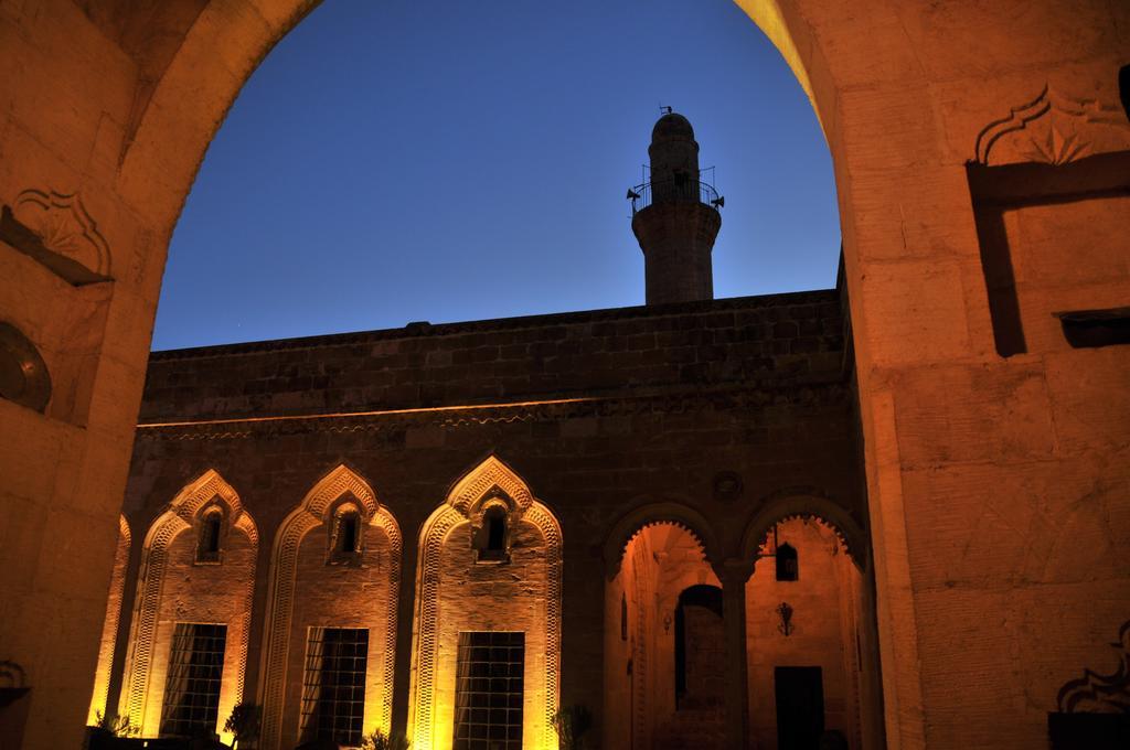 Artuklu Kervansaray Mardin Buitenkant foto
