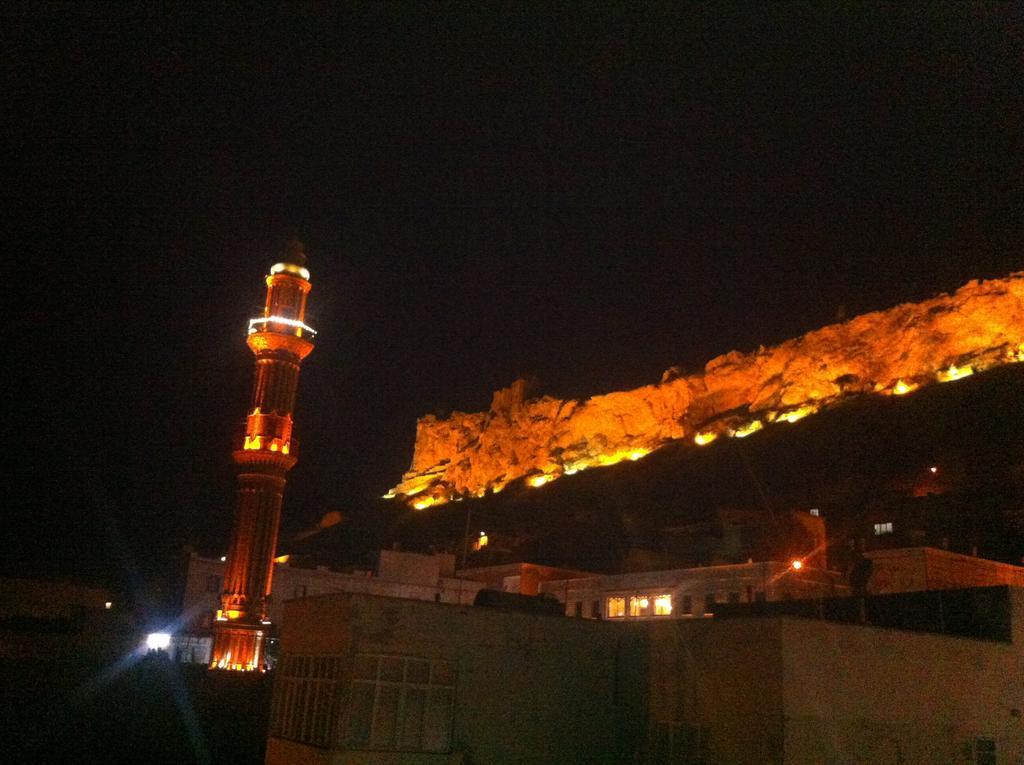 Artuklu Kervansaray Mardin Buitenkant foto